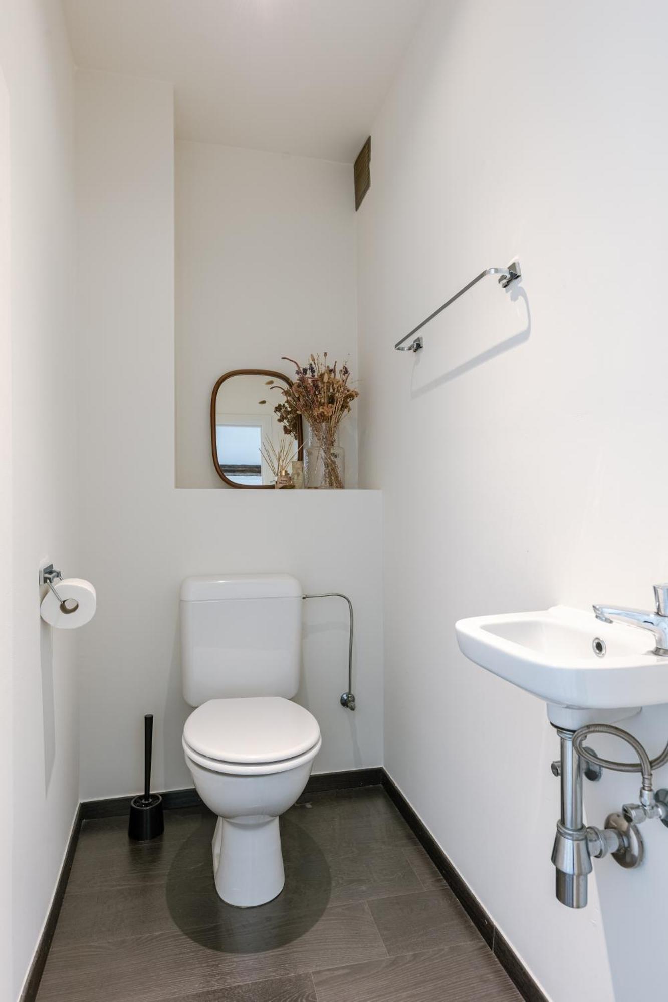 Right In The City Center Your Ghent Getaway Екстер'єр фото